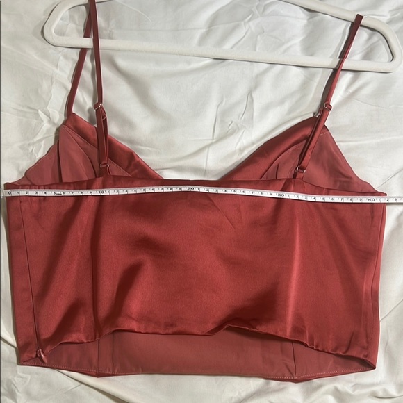Spaghetti straps blouse Satin Cowl Neck top in rust - Picture 4 of 7